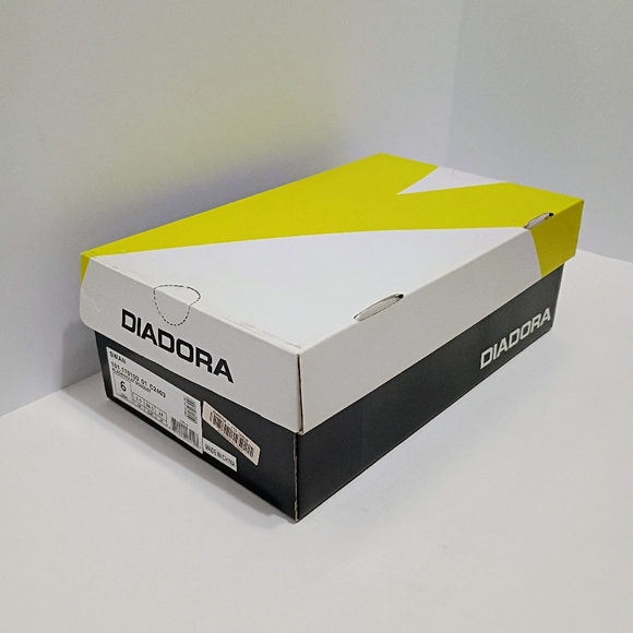 Diadora Swan Black Violet Bouquet Women's Casual Running Shoes - Picture 9 of 11